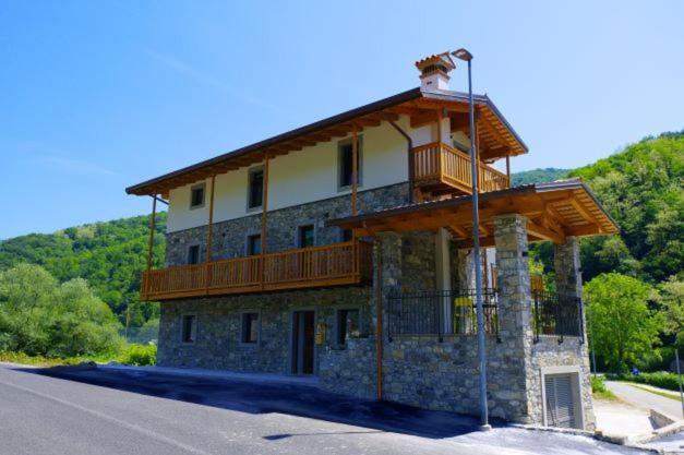 Péstrofa Bed and Breakfast San Pietro al Natisone Exterior foto